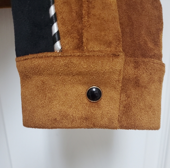 Free the Roses Western Fringe Jacket NEW - Picture 5 of 9